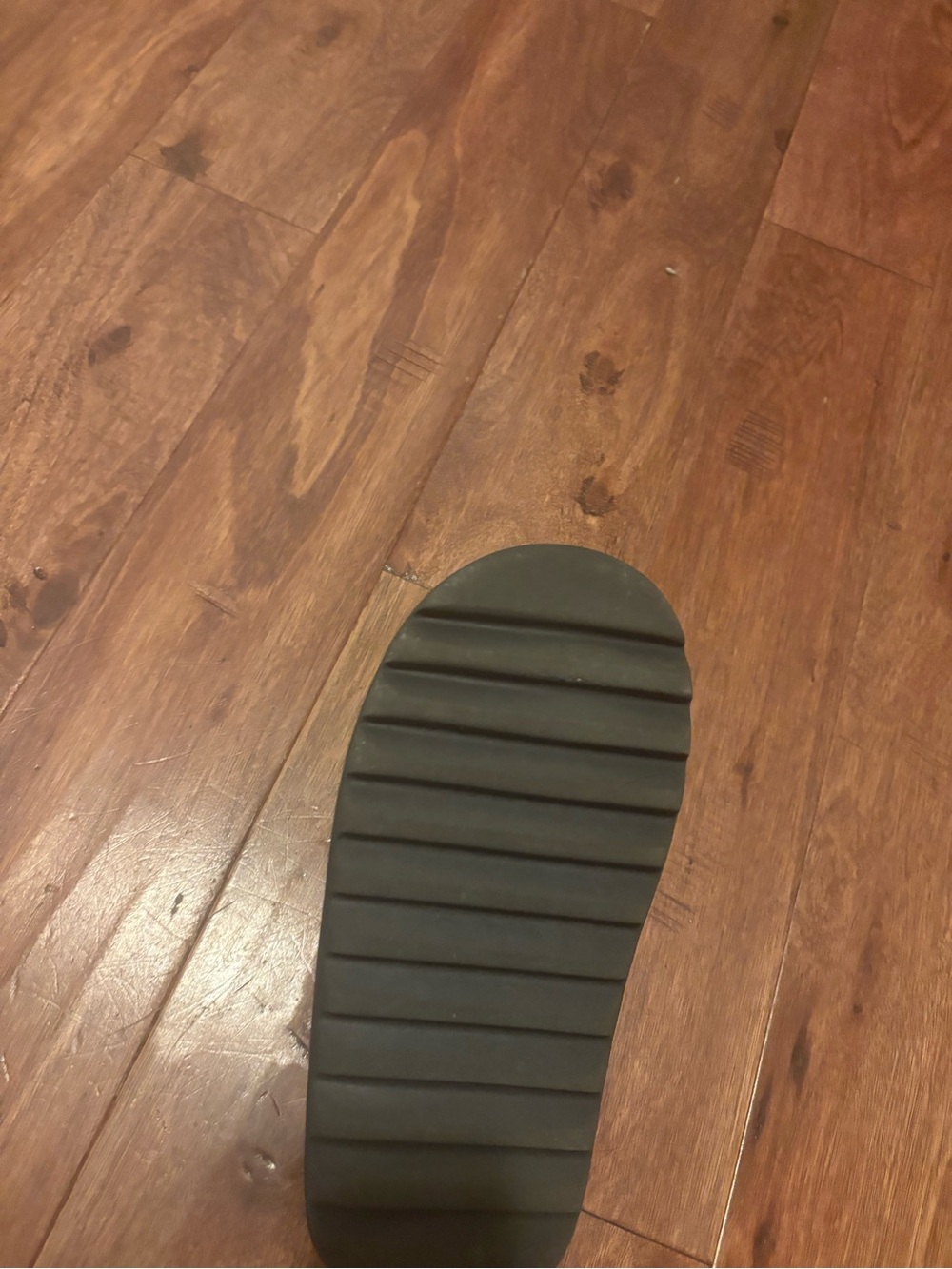 Yeezy Men's Black Ribbed Slide - Minimal Slip-On Sandal